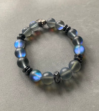 Load image into Gallery viewer, Mystical aura quartz bracelet