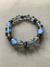 Load image into Gallery viewer, Mystical aura quartz bracelet