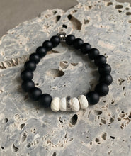 Load image into Gallery viewer, Mens white and black agate with sterling focal beaded bracelet