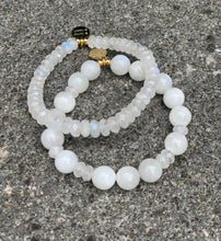 Load image into Gallery viewer, Over the moon ~ beaded bracelet sent