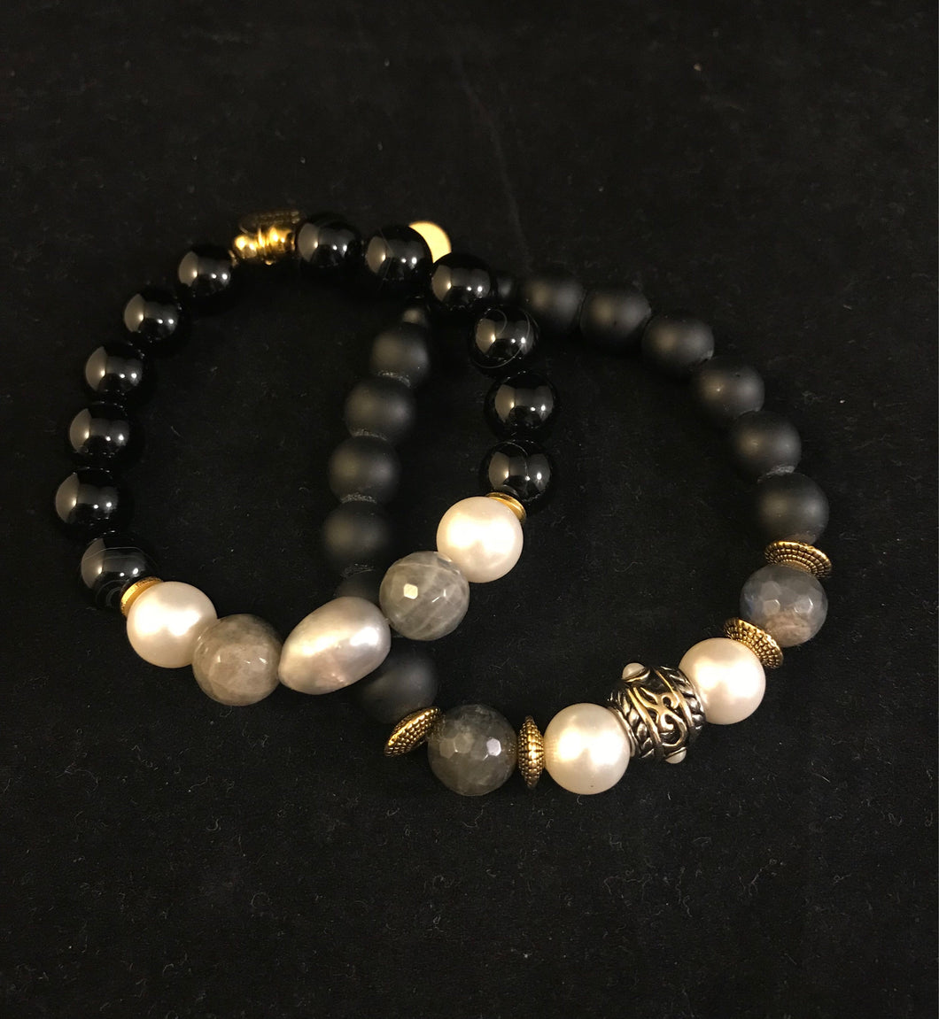 Pearl and agate bracelet set