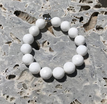Load image into Gallery viewer, Genuine white agate faceted beaded bracelet
