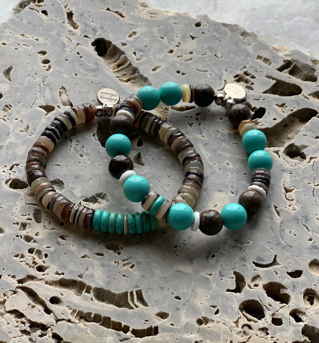 Boho chic turquoise and shell beaded bracelet set
